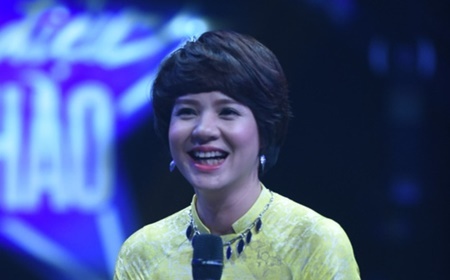 Diễm Quỳnh tái xuất với vai trò MC sau khi nghỉ sinh