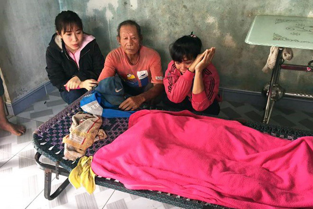 3 cháu bé chết đuối dưới ao sau nhà