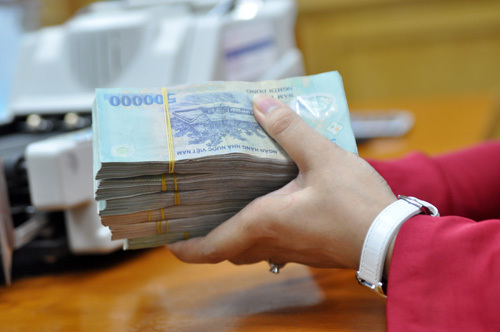 Đề xuất thanh toán trên 5 triệu đồng phải qua ngân hàng