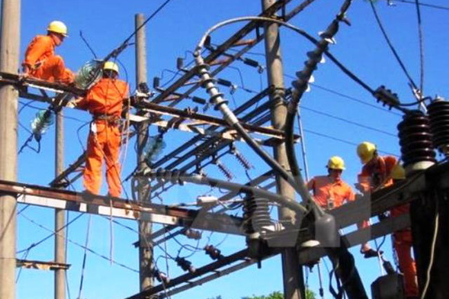 Bộ Tài chính truy thu 1.935 tỉ đồng tiền thuế tại EVN