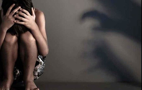 Người phụ nữ bị khởi tố vì đâm chết kẻ sàm sỡ