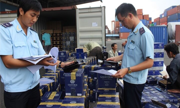 Vụ “mất tích” hơn 200 container: Nhiều công chức hải quan bị khởi tố, điều chuyển