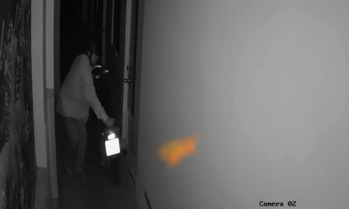 Video: Trộm phá khóa, đột nhập khu trọ 