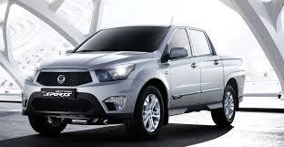 Bán tải Ssangyong Rexton Sports lần đầu lộ diện