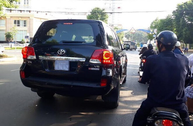 Đắk Nông bán đấu giá 2 xe ô tô do doanh nghiệp tặng