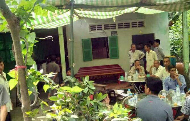 Truy bắt nghi can sát hại hai mẹ con lúc nửa đêm