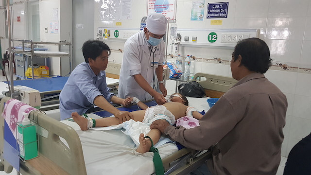 Nghi án cha cho 3 con uống sữa pha thuốc trừ sâu