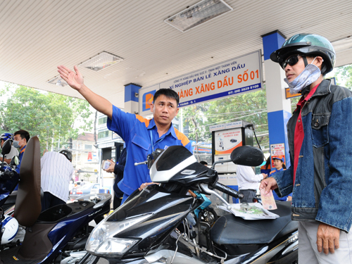 Bộ Công Thương lên tiếng về giá xăng RON95