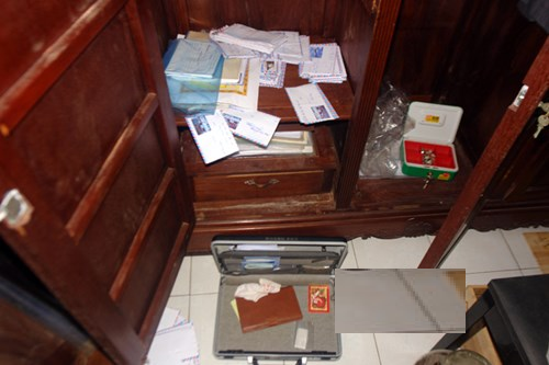 Cô gái cạy tủ nhà người quen trộm 21 triệu đồng rồi tạo hiện trường giả