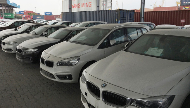 600 xe BMW tại cảng Sài Gòn sẽ được trả về châu Âu