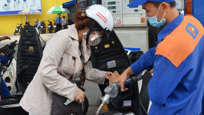 Lùi thời hạn quy định thuế bảo vệ môi trường với xăng sang năm 2019