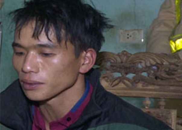 CSGT truy bắt kẻ vận chuyển 6 bánh heroin như phim hành động