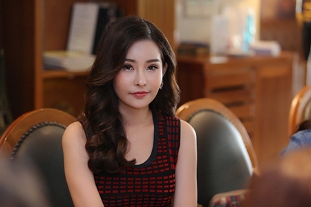 Ngân Anh không được cấp phép thi quốc tế sau đề nghị tước vương miện