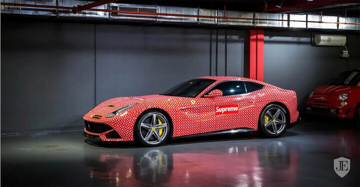 Thiếu niên 15 tuổi rao bán siêu xe Ferrari F12 Berlinetta 