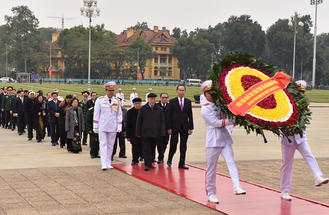 Lãnh đạo Đảng, Nhà nước vào lăng viếng Chủ tịch Hồ Chí Minh
