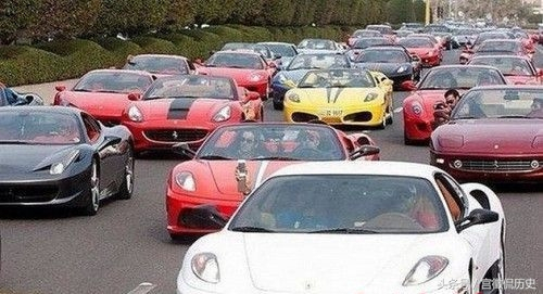 Cuộc sống xa hoa của những 