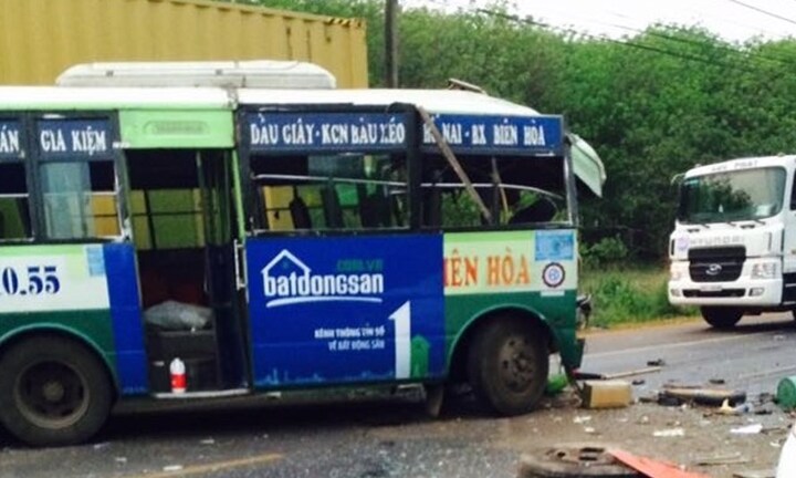 Tai nạn liên hoàn ngày giáp Tết, 1 người chết, 6 người bị thương