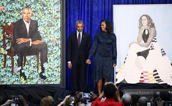 Ngắm bức chân dung chính thức của vợ chồng ông Obama