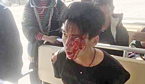 Cô gái bị lừa bán sang Trung Quốc gặp lại kẻ buôn người khi đang du xuân