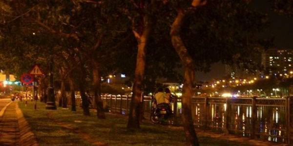 Bắt 2 thanh niên dùng mã tấu cướp tiền đôi nam nữ tâm sự trên bãi biển