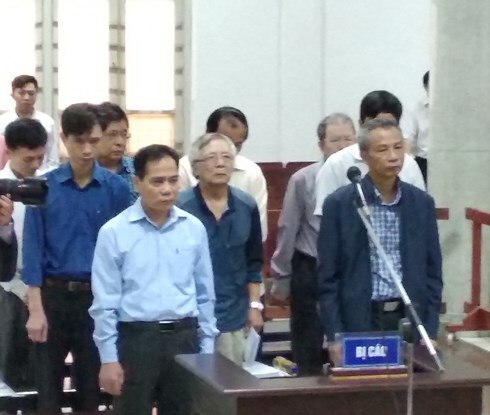 Xử vụ vỡ đường ống nước sông Đà: Bị cáo đồng loạt kêu oan