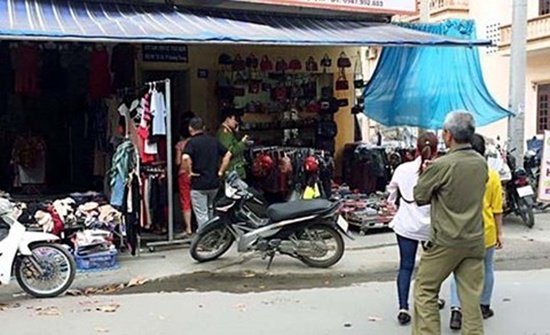 Bắt nam thanh niên dùng búa đánh tử vong bạn gái ngay giữa chợ