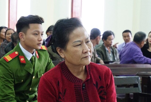 Nữ đại gia phố núi lừa hàng trăm người, chiếm đoạt hơn 24 tỉ đồng