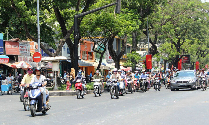 Dự báo thời tiết ngày 11/3: Nam Bộ nắng nóng 35 độ C, Bắc Bộ tiếp tục rét