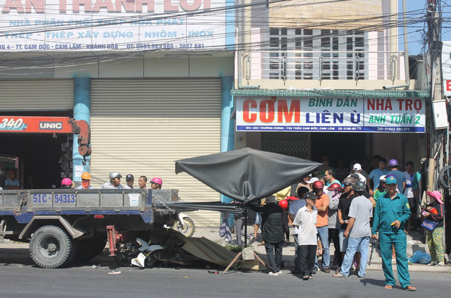 Tai nạn giao thông, đôi nam nữ chết thảm