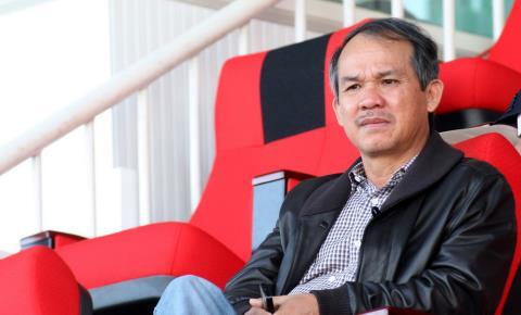 Bầu Đức doạ bỏ bóng đá vì lùm xùm VFF: Ông đã cống hiến những gì?