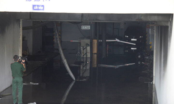 Cháy chung cư ở Sài Gòn, 13 người chết: Nhiều thi thể chưa có người nhà tới nhận