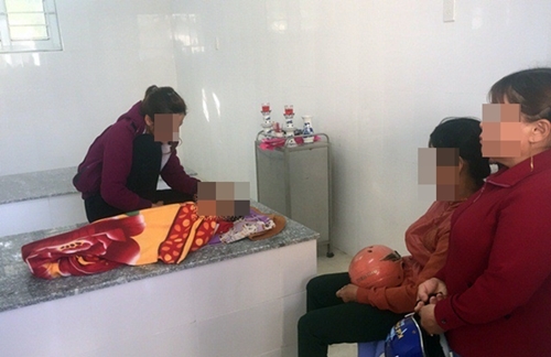 Tình tiết mới trong vụ trẻ 24 tháng tử vong nghi sặc cháo ở Bình Định