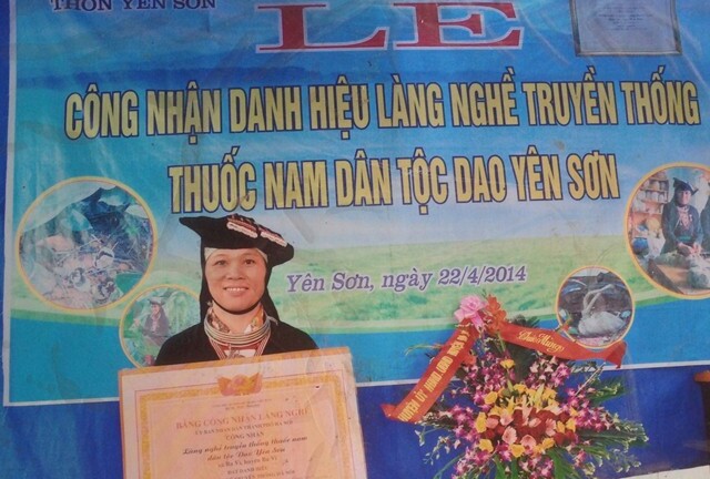 Lương y Triệu Thị Hòa nổi tiếng với bài thuốc nam dân tộc Dao chữa khỏi các bệnh xương khớp