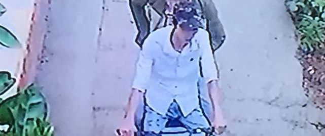 Clip: Trộm bẻ khóa xe máy trong vài giây ở Hà Nội