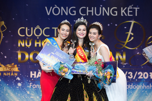 Người đẹp Trần Huyền Nhung đăng quang Nữ Hoàng Sắc Đẹp Doanh Nhân 2018 