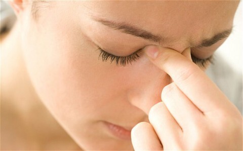 Nâng mũi Hàn Quốc có bị bóng đỏ đầu mũi không?