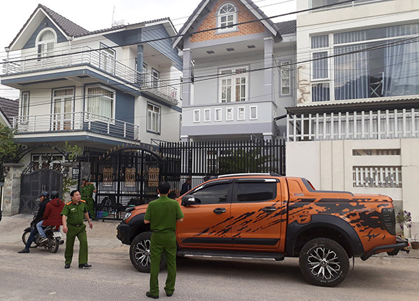 Vụ 2 cha con bị bắn trước nhà ở Đà Lạt: Phát hiện
