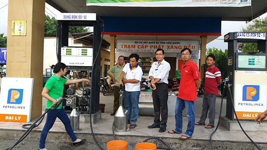 Tạm đình chỉ 1 cây xăng có hành vi sai phạm