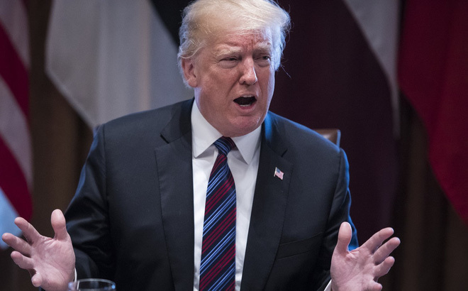 Ông Trump xác nhận sẽ đáp trả Syria trong vòng 24-48h tới
