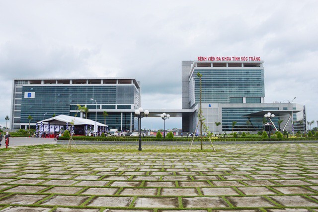 Vụ bệnh nhân bị rắn cắn tử vong: Kỷ luật bác sĩ, điều dưỡng trực