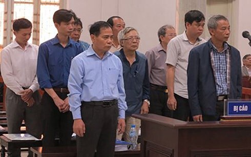Vụ 18 lần vỡ đường ống nước sông Đà: 6/9 bị cáo nộp đơn kháng cáo