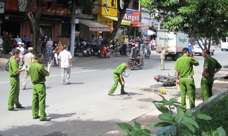 Điều tra vụ nam thanh niên bị đâm tử vong trong công viên