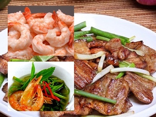 Canh rau muống nấu tôm chua, thịt rang cháy cạnh ngon bữa cơm trưa
