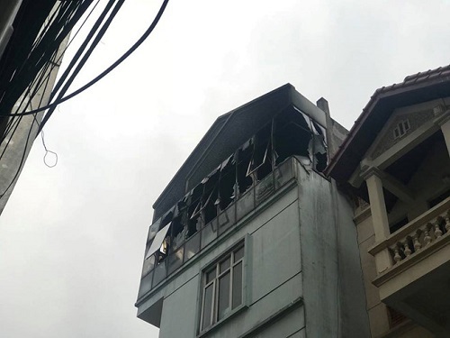 Hà Nội: Cháy trường mầm non, cô trò hoảng loạn sơ tán