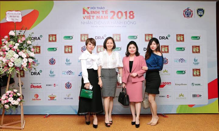 Doanh nhân Hà Thị Dung tham dự Hội thảo “Kinh tế Việt Nam 2018 – Nhận diện và hành động”