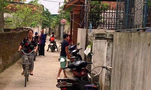 Bé trai 4 tuổi bị thanh niên ném xà beng tử vong: Nghi phạm bị tâm thần?