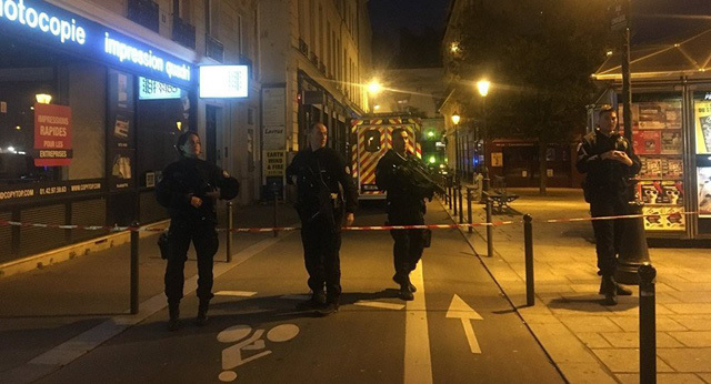 IS lên tiếng nhận trách nhiệm vụ tấn công bằng dao ở Paris