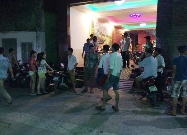 Truy bắt nghi phạm đâm kỹ sư tử vong tại quán karaoke