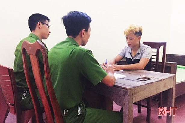 Bắt nghi phạm khống chế cướp điện thoại, cưỡng bức thiếu nữ trong đêm