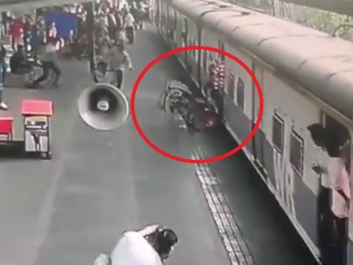 Clip giải cứu bé gái 5 tuổi thoát khỏi đường ray khiến người xem nghẹt thở